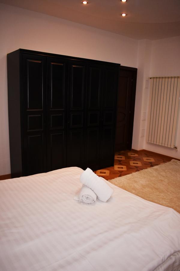Grand Central Accomodation Sala Palatului Bukareszt Zewnętrze zdjęcie