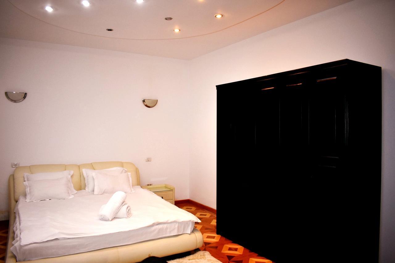 Grand Central Accomodation Sala Palatului Bukareszt Zewnętrze zdjęcie
